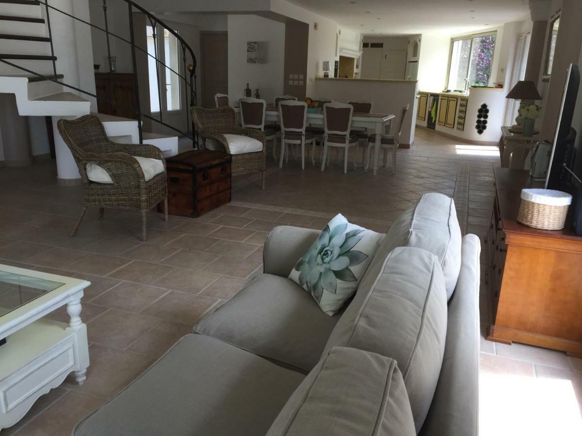 Villa « Chanterie » 维勒克罗兹 外观 照片